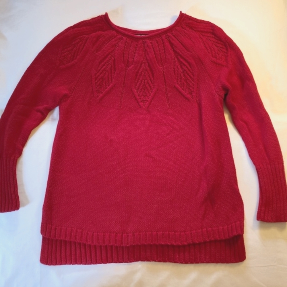 Chaps Stitched Yoke Crew neck Sweater knit sweater EUC Red Color Medium